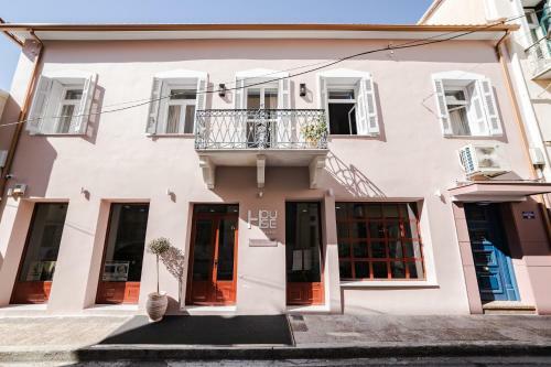 Stylish Studio Apartments-1878 House