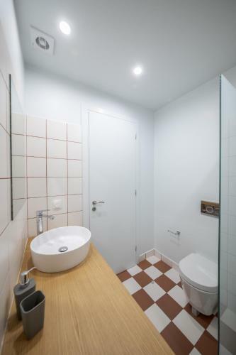 Stylish Studio Apartments-1878 House