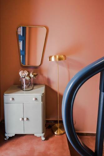 Stylish Studio Apartments-1878 House