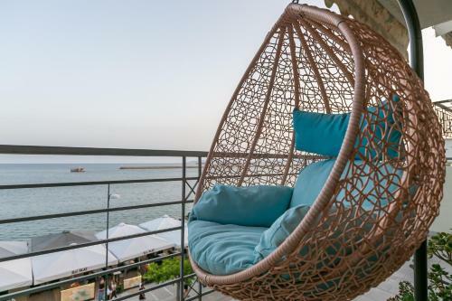 Apartamento Into The Blue Seaside Luxury Suites