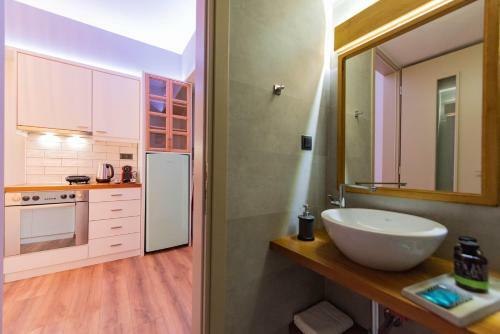 Anazoe Apartment
