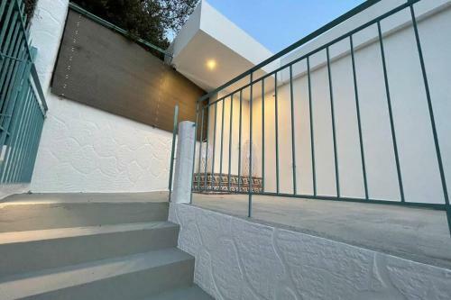 Sunset Apartment