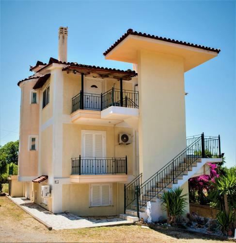 Elgeorge Home