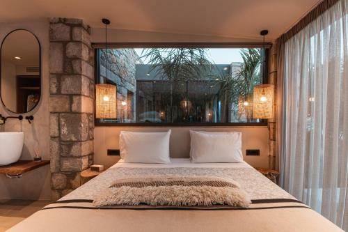 Villa Bungalows At Almiros Beach