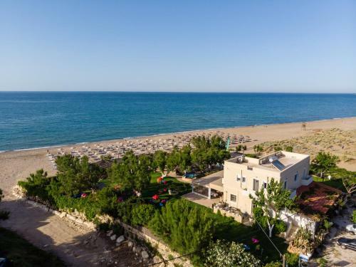 Kyma Seaview Apartment 2, Episkopi Beach