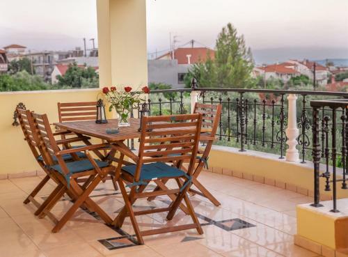 Apartamento Palaiochora Seaview Retreat - Cozy Sunset Rooftop