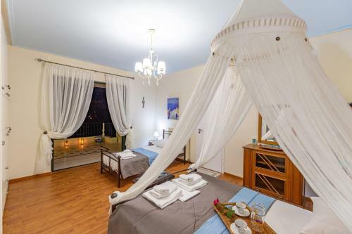 Apartamento Palaiochora Seaview Retreat - Cozy Sunset Rooftop