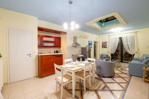 Apartamento Palaiochora Seaview Retreat - Cozy Sunset Rooftop