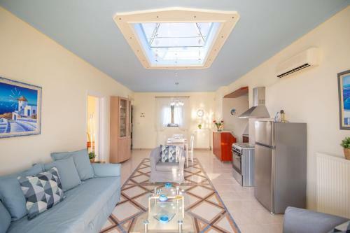 Apartamento Palaiochora Seaview Retreat - Cozy Sunset Rooftop