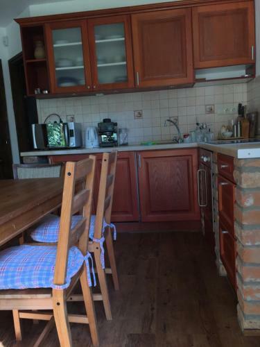 Apartamento Kemenc�s H�zik�