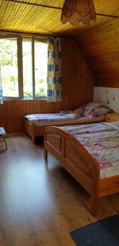 K�r�sparti Paradicsom