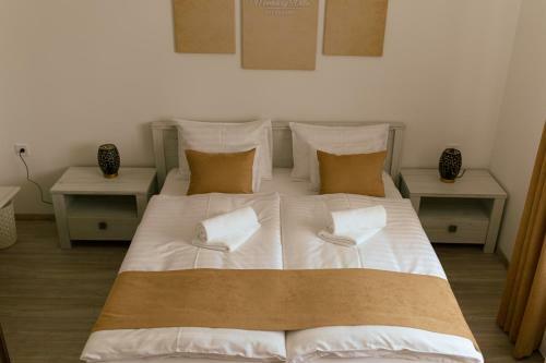 Hostal Munk�csy Villa - Szeksz�rd