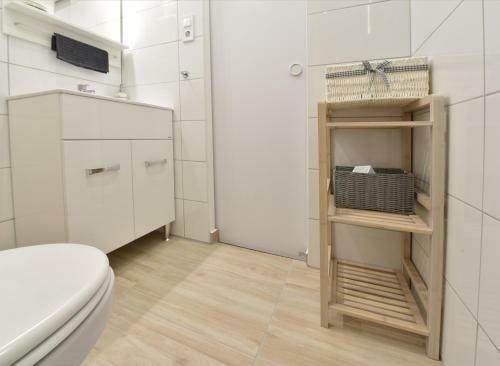 Kir�lyk�t 1 Apartman - Ingyen Parkol�s, Bicajok, AC