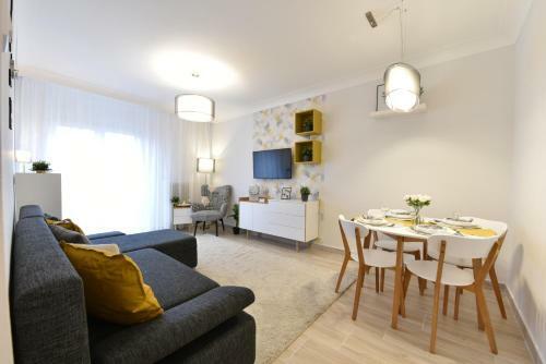 Kir�lyk�t 1 Apartman - Ingyen Parkol�s, Bicajok, AC