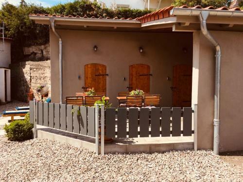 Apartamento Ferienwohnung C Im Ferienhaus Antika