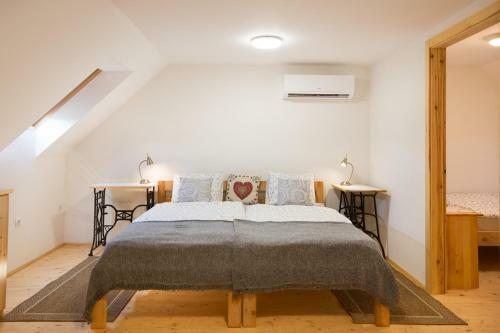 Hostal Bakony-cinca Vend�gh�z