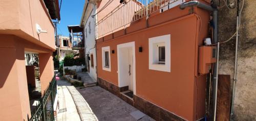 Anna's House 2