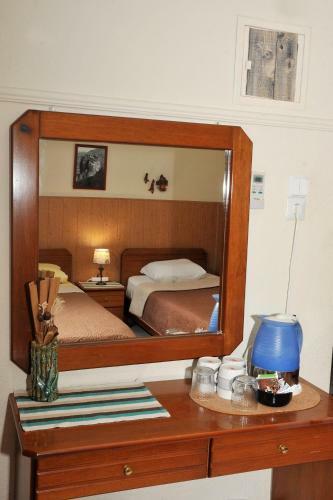 Hostal Guesthouse Bloutsos Rooms