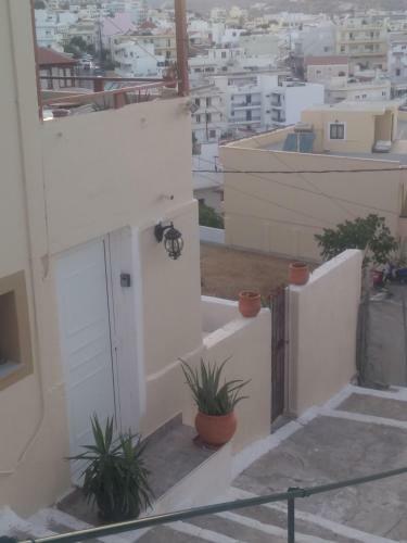 Apartamento Kelly's Studio Sisamos