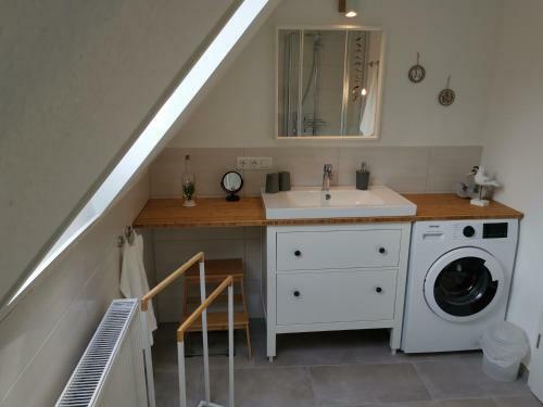Apartamento Sch�ne Aussicht Reelsen - Bad Driburg Ferienwohnung