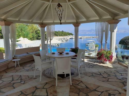 Imerolia Beach Villa Kassiopi Corfu