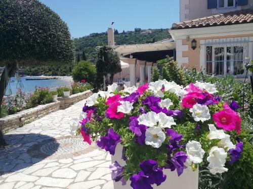 Imerolia Beach Villa Kassiopi Corfu
