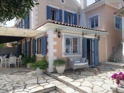 Imerolia Beach Villa Kassiopi Corfu