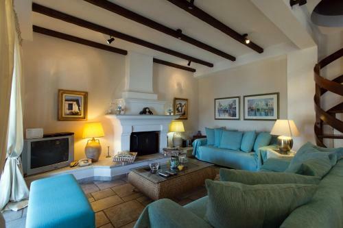 Imerolia Beach Villa Kassiopi Corfu