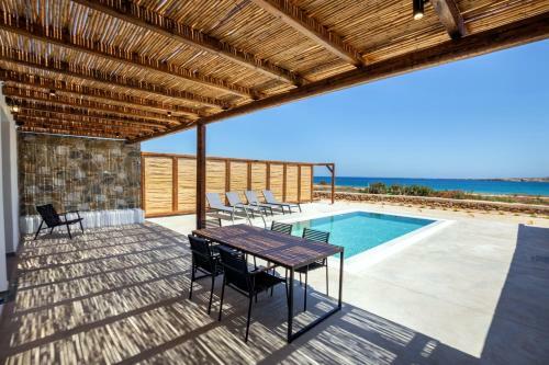 Cato Agro 2, Seafront Villa With Private Pool