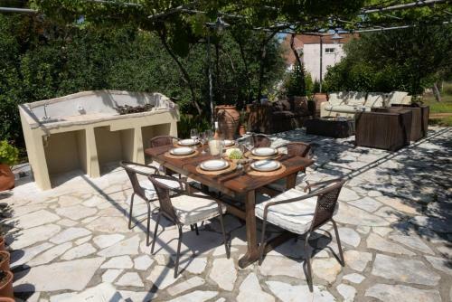 The Olive Grove House