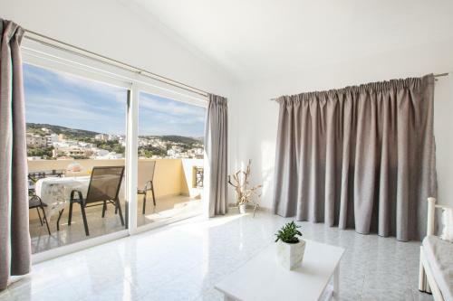 Amalthia Apartment