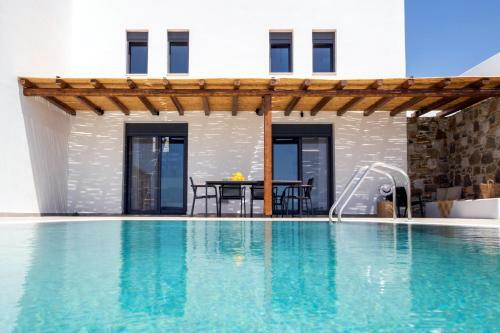 Cato Agro 4, Seafront Villa With Private Pool