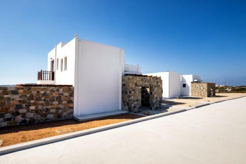 Cato Agro 1, Seafront Villa With Private Pool