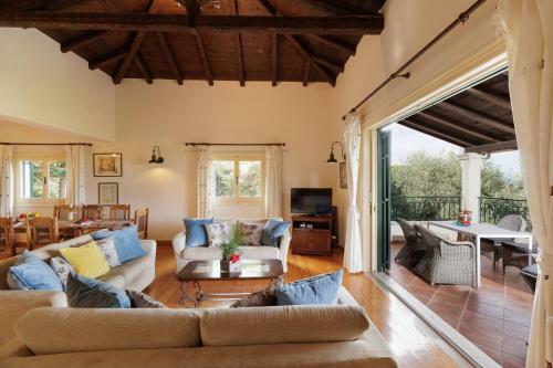 Villa Anemelia By Rodostamo Hotel