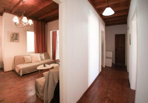 Gabriela's Seaside Home
