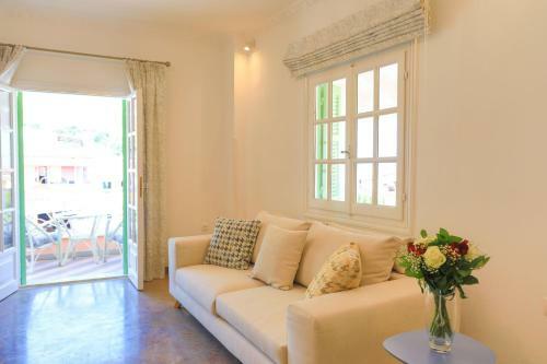 Kassiopi Home