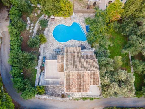 Loadstar Villas