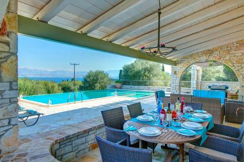 Luxurious Villa With Private Pool And Sea View