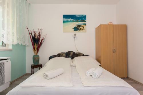 Anna Apartman