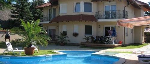 Happy Sun Medenc�s Apartman
