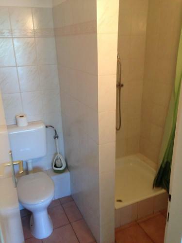 Hostal �d�m Vend�gh�z 2