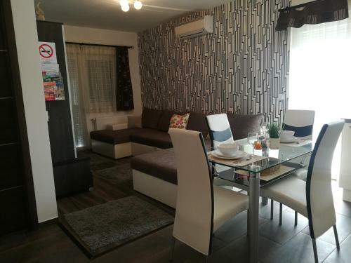 Panor�ma Wellness Apartman