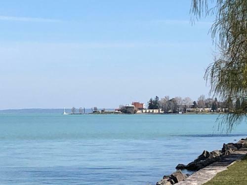 House For 6 Ppl At Lake Balaton