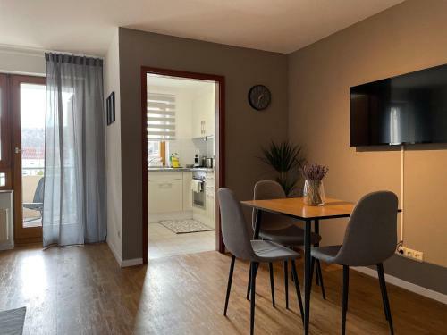 Double Apartment I 2 King Beds I Kitchen I Parking