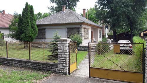 Hostal Retro Husz�r