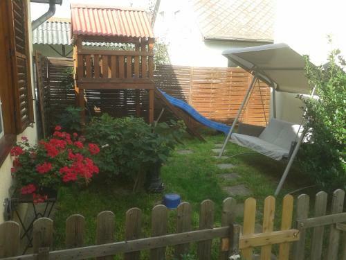 Ametiszt Wellness Apartmanh�z