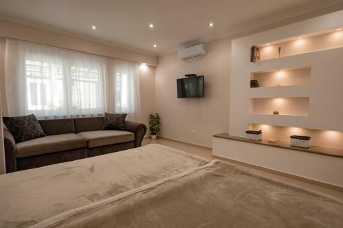 Edit Apartman