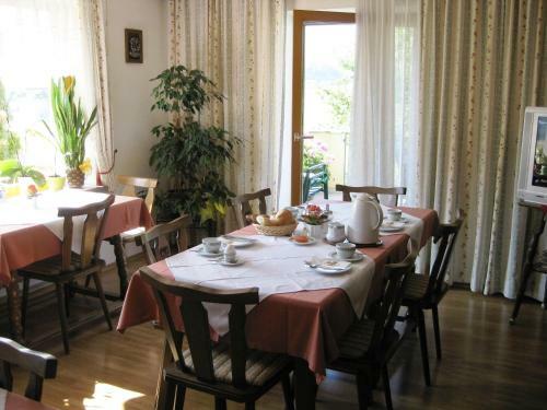 Bed & Breakfast Privatzimmer Eva Leitgeb