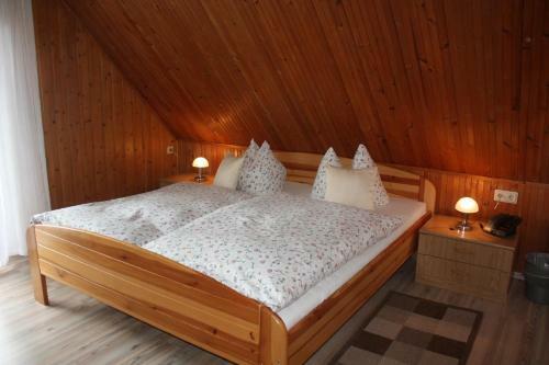 Hostal Cafe & Pension Carmen