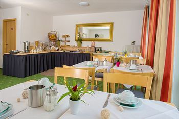 Hostal Hotel Leo M�hlhausen